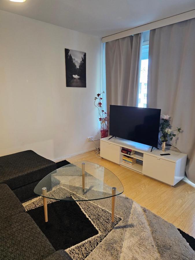 Comfortable 1 Bedroom Apartment In ヘルシンキ エクステリア 写真